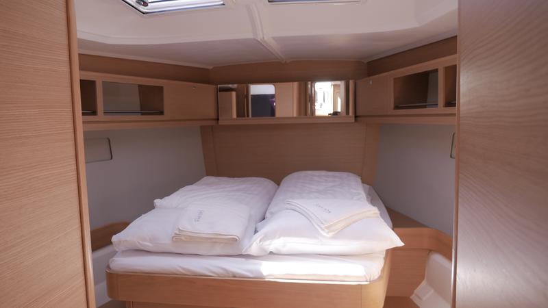 Book yachts online - sailboat - Dufour 460 Grand Large 3 cabin - Rockstar  - rent