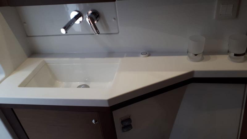 Book yachts online - catamaran - Lagoon 450  F - LILITH - rent