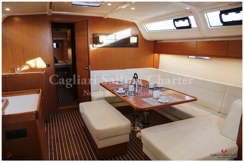 Book yachts online - sailboat - Bavaria  Cruiser 51 - Liscia Ruja - rent