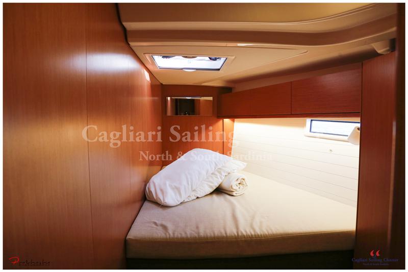 Book yachts online - sailboat - Bavaria  Cruiser 51 - Liscia Ruja - rent