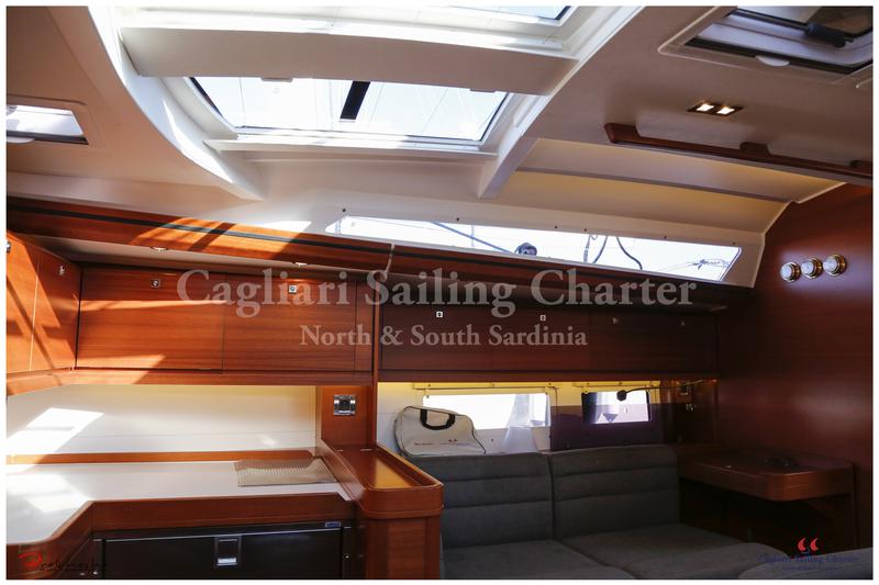 Book yachts online - sailboat - Dufour 512 Grand Large - Kal'e Moru - rent