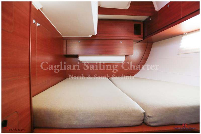 Book yachts online - sailboat - Dufour 512 Grand Large - Kal'e Moru - rent