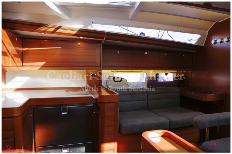 Book yachts online - sailboat - Dufour 512 Grand Large - Kal'e Moru - rent