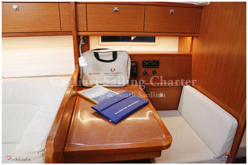Book yachts online - sailboat - Bavaria Cruiser 41 - Montecenz - rent