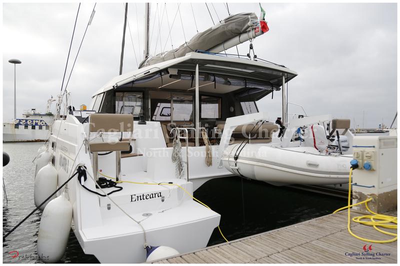 Book yachts online - catamaran - Nautitech Open 40 - Enteara - rent