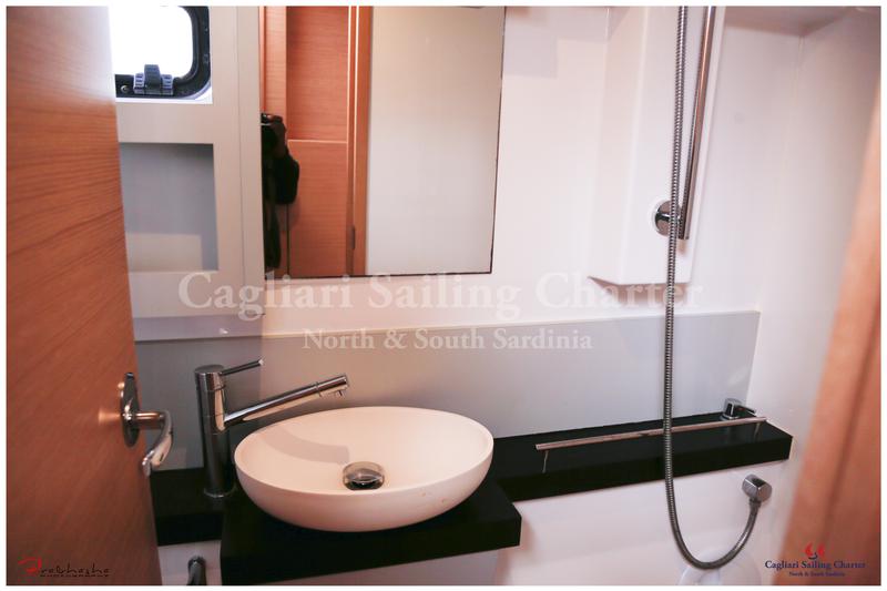 Book yachts online - catamaran - Nautitech Open 40 - Enteara - rent
