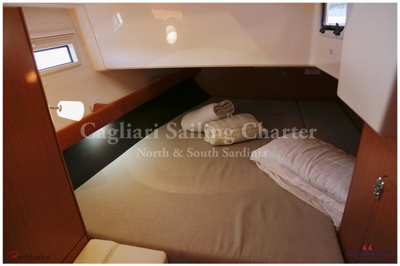 Book yachts online - sailboat - Bavaria Cruiser 41 - Ipanema - rent