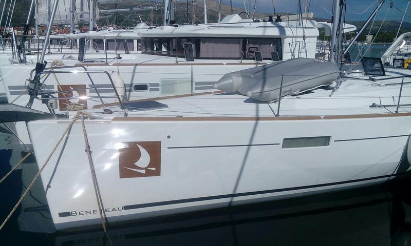Book yachts online - sailboat - Beneteau Oceanis 45 - Maverick - rent