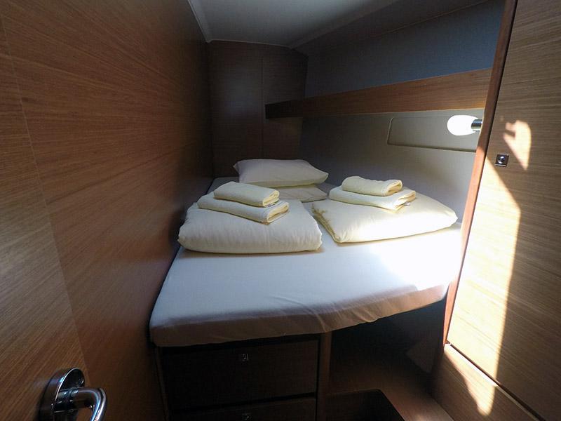 Book yachts online - sailboat - Dufour 460 4 cab - Petra - BT - rent