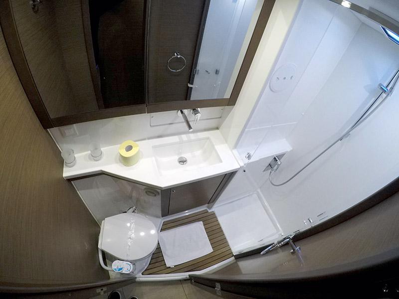 Book yachts online - catamaran - Lagoon 450 - Zuzo 2 - rent