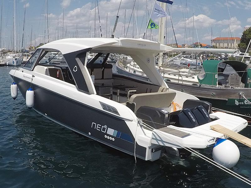 Book yachts online - motorboat - Greenline Neo HT - Skorpionas  - rent