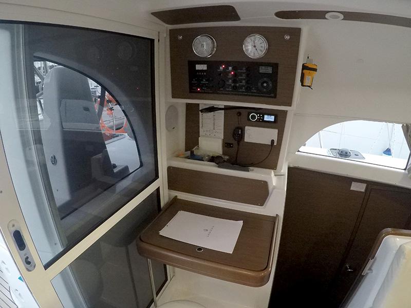Book yachts online - catamaran - Lagoon 380 - Grey pearl (AC + generator) - rent