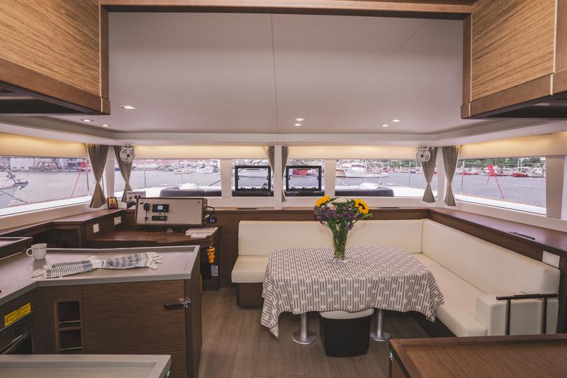 Book yachts online - catamaran - Lagoon 450  Flybridge_2020 - SY_2054 - rent