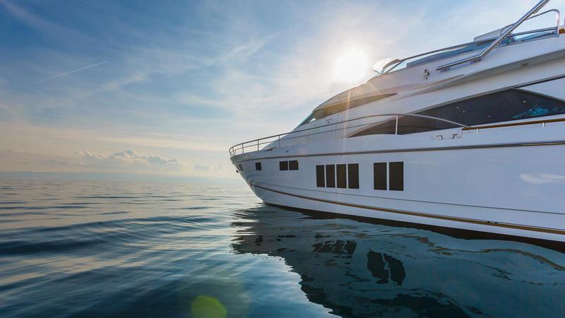 Book yachts online - motorboat - Fairline Squadron 78 - Schatzi - rent