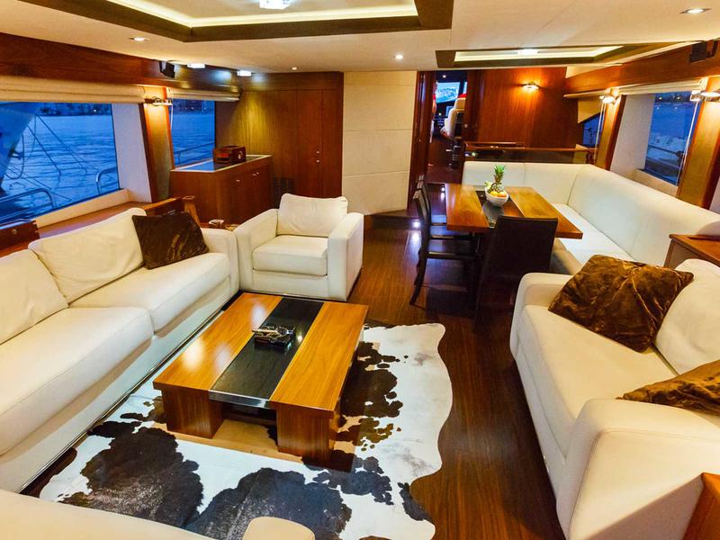 Book yachts online - motorboat - Sunseeker Yacht 86 - The Best Way - rent