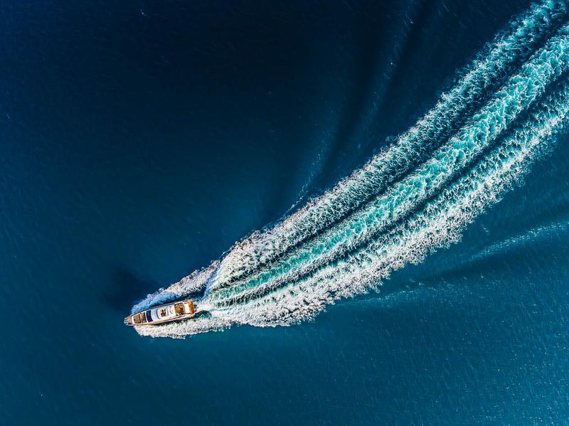 Book yachts online - motorboat - Azimut 66 - Karat II - rent