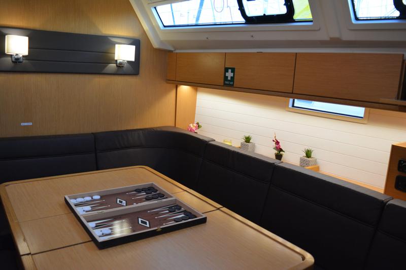Book yachts online - sailboat - Bavaria Cruiser 46 - Kassandra - rent