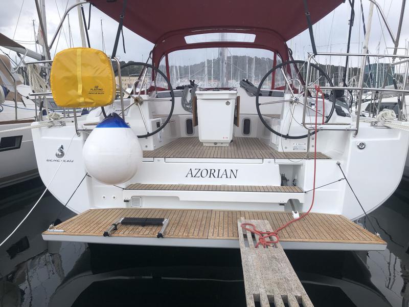 Book yachts online - sailboat - Oceanis 40.1 - AZORIAN with AC - rent