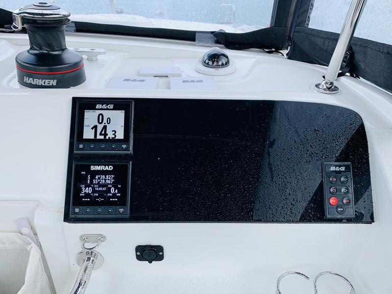 Book yachts online - catamaran - Lagoon 40 - Unique - rent
