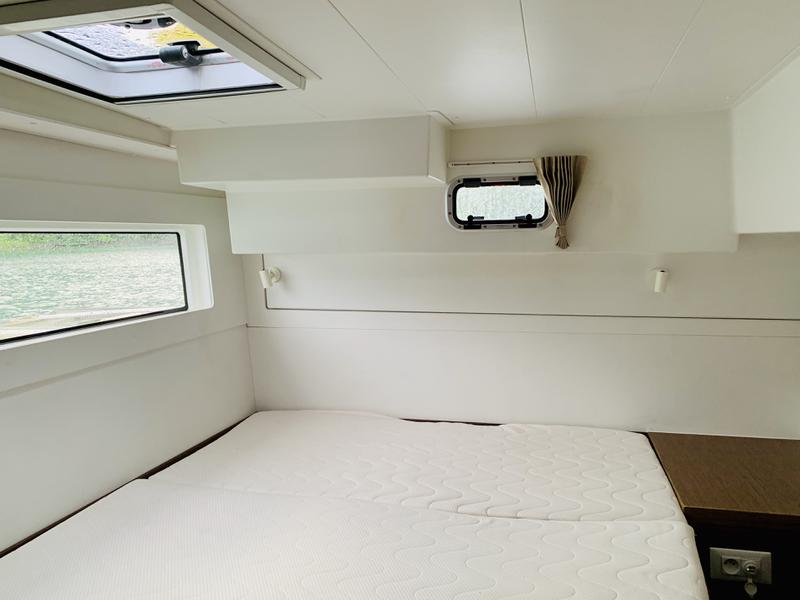 Book yachts online - catamaran - Lagoon 40 - Unique - rent