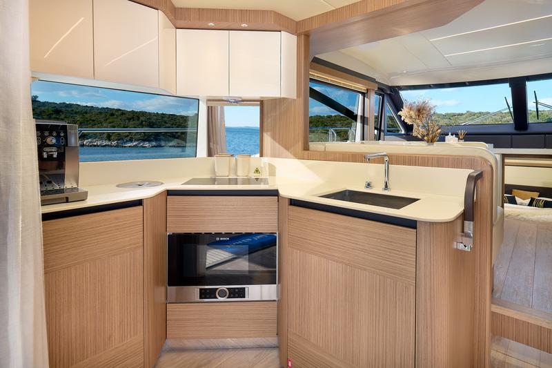 Book yachts online - motorboat - Absolute 50 Fly - VivaLaVida - rent