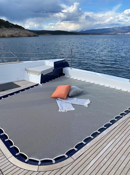Book yachts online - catamaran - Sunreef 80 - Fantastic Too - rent