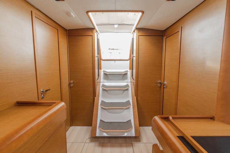 Book yachts online - sailboat - Sun Odyssey 519 -  6 cabs - PERRO BLANCO - rent