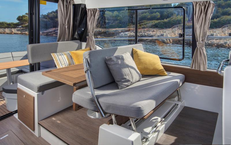 Book yachts online - motorboat - Merry Fisher 1095 FLY - SUNNY 272826 ZD - rent