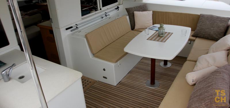 Book yachts online - catamaran - Lagoon 440 - Aina - rent