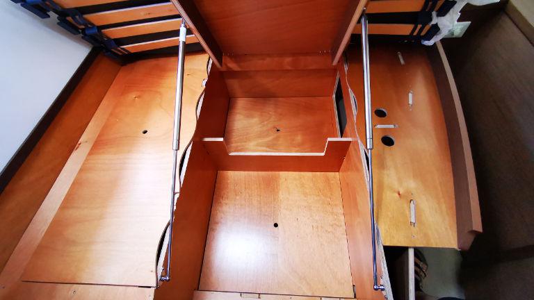 Book yachts online - catamaran - Lagoon 40 - Vaiana - rent