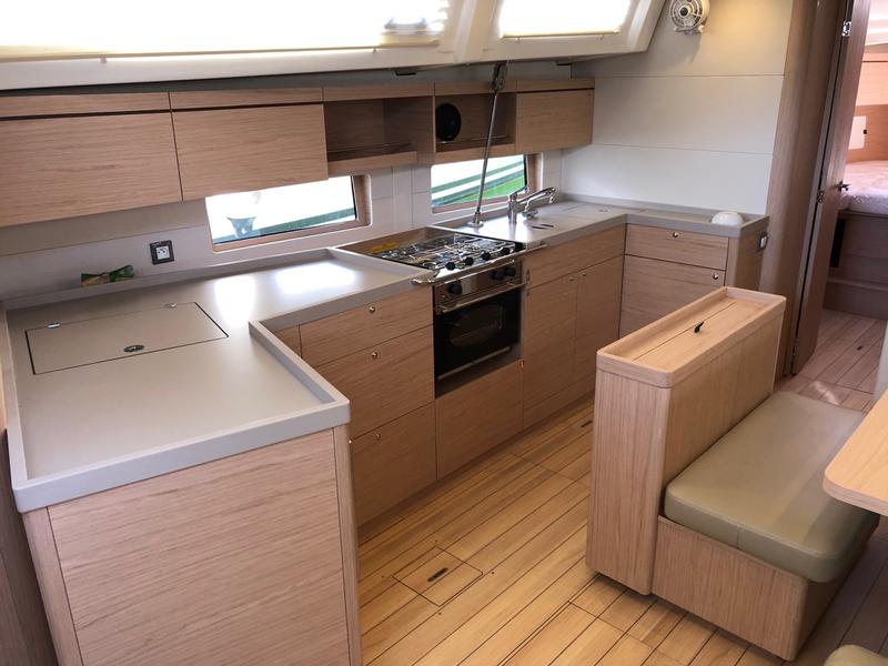 Book yachts online - sailboat - Oceanis 46.1 - Maracuya - rent