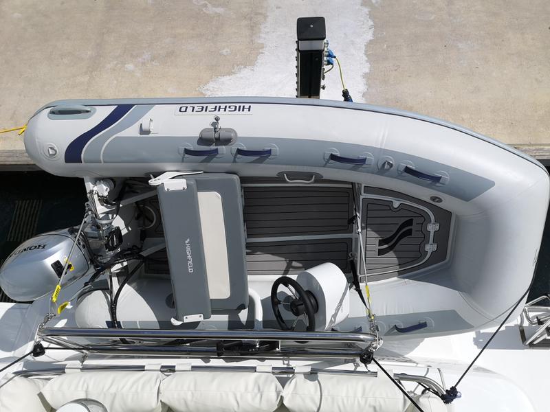 Book yachts online - catamaran - Bali 4.1-3 cab. ROLL MAINSAIL - LADY POLA  - rent