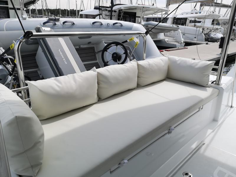 Book yachts online - catamaran - Bali 4.1-3 cab. ROLL MAINSAIL - LADY POLA  - rent