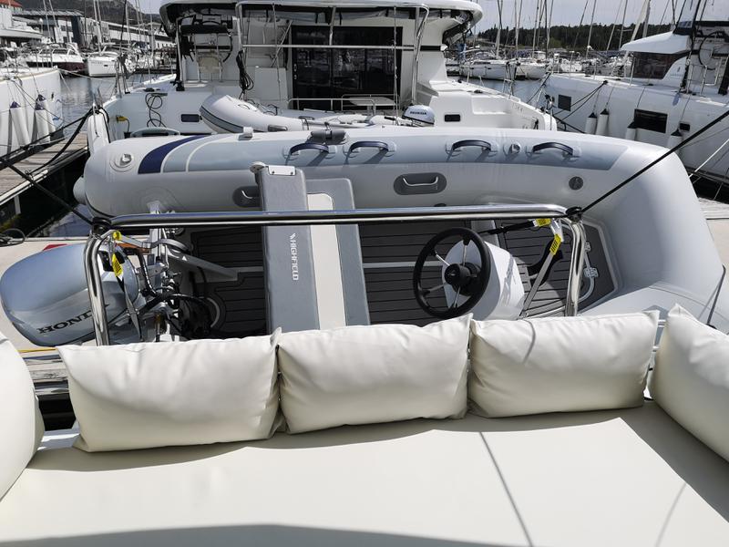 Book yachts online - catamaran - Bali 4.1-3 cab. ROLL MAINSAIL - LADY POLA  - rent