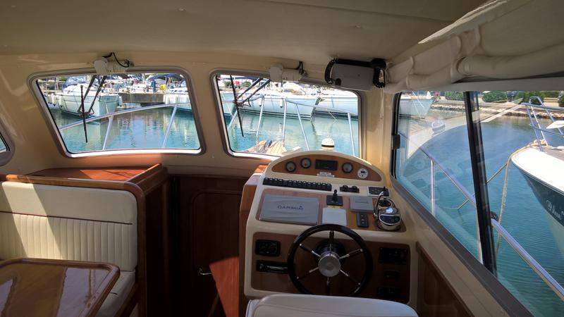Book yachts online - motorboat - Damor 980 Fjera - Neja - rent