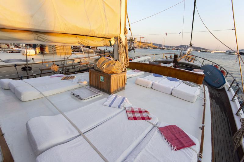 Book yachts online - other - Gulet Serenad - Serenad - rent