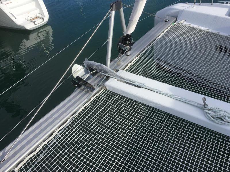 Book yachts online - catamaran - Lagoon 42 - Martine - rent