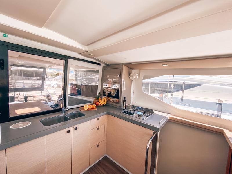 Book yachts online - catamaran - Lucia 40 ( INVENTER - SOLAR PANELS ) - SEA ENERGY IV - rent