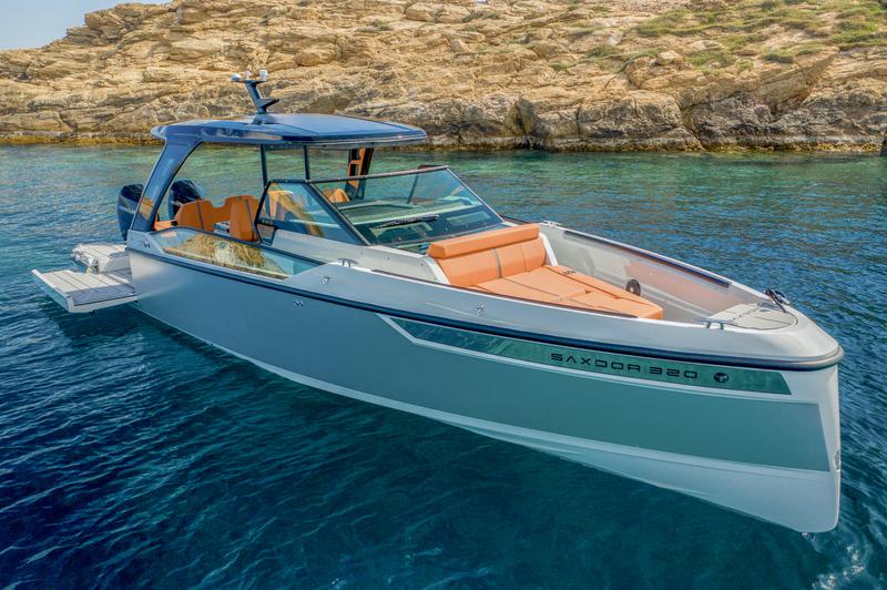 Book yachts online - motorboat - Saxdor 320 GTO - Absinthe - rent