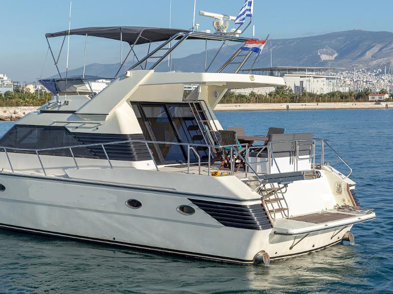 Book yachts online - motorboat - Barberis 53 - Marios L - rent