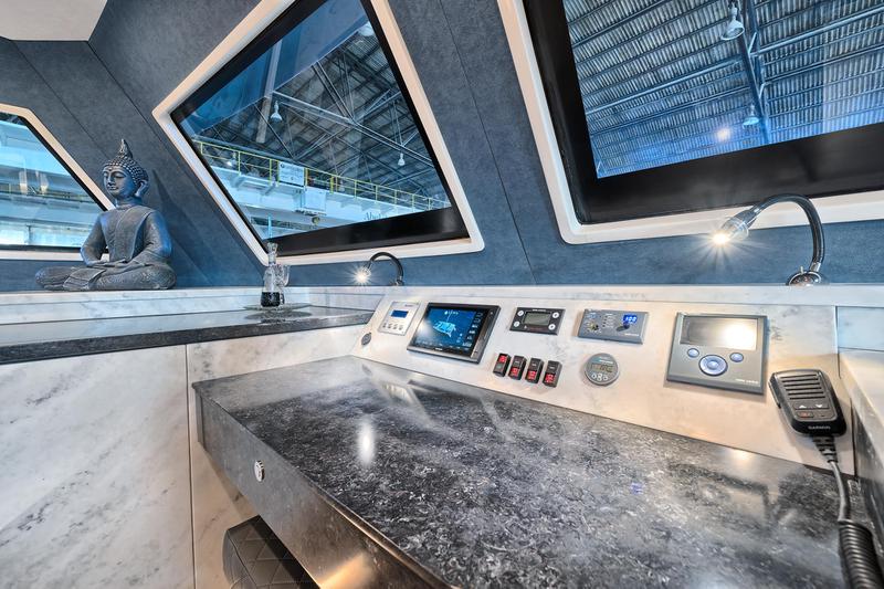 Book yachts online - catamaran - Luna 49 - Luna - rent