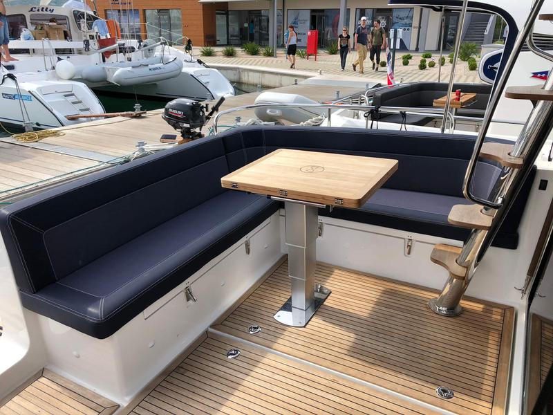 Book yachts online - motorboat - Nimbus 405 Flybridge - Wanderlust - rent