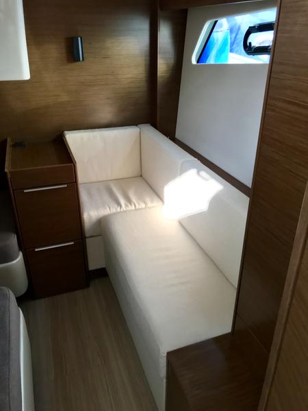 Book yachts online - motorboat - Bavaria S36 Open - Marsil - rent