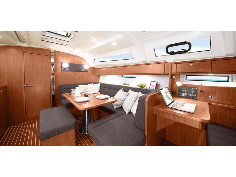 Book yachts online - sailboat - Bavaria Cruiser 41_2021 - SY_2065 - rent