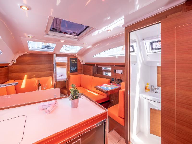 Book yachts online - sailboat - Elan 40.1 Impression - FUNKY  - rent