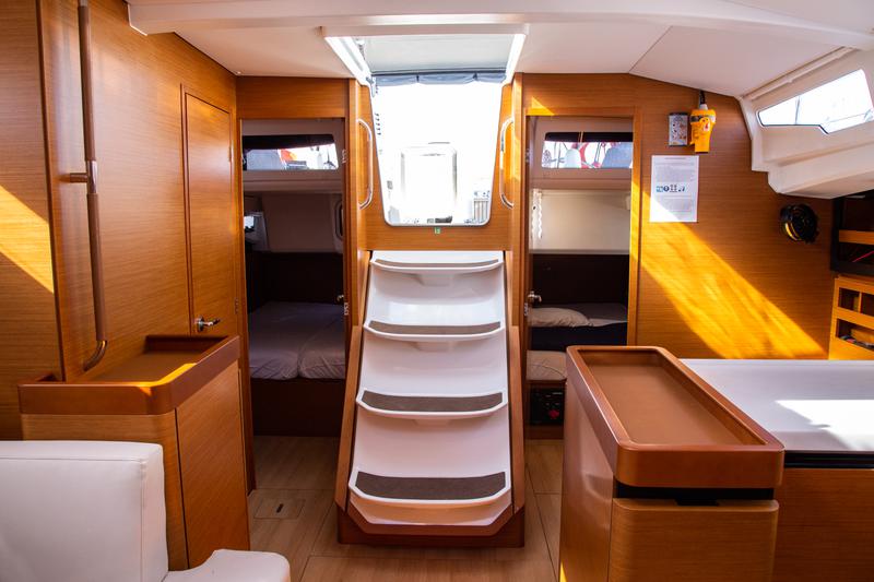 Book yachts online - sailboat - Sun Odyssey 440 - MONOLITH - rent