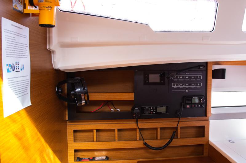 Book yachts online - sailboat - Sun Odyssey 440 - MONOLITH - rent
