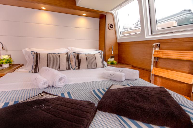 Book yachts online - catamaran - Lagoon 620 - Valium 62 - rent