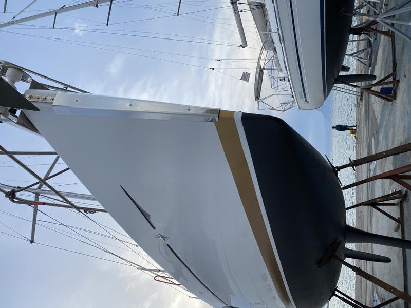 Book yachts online - sailboat - Sun Odyssey 32i - Charoula - rent