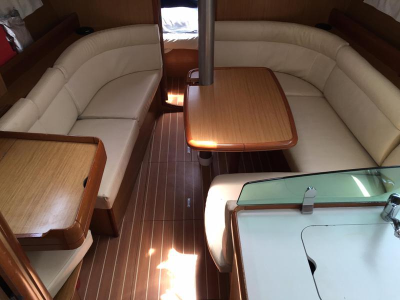 Book yachts online - sailboat - Sun Odyssey 36i - Billis - rent